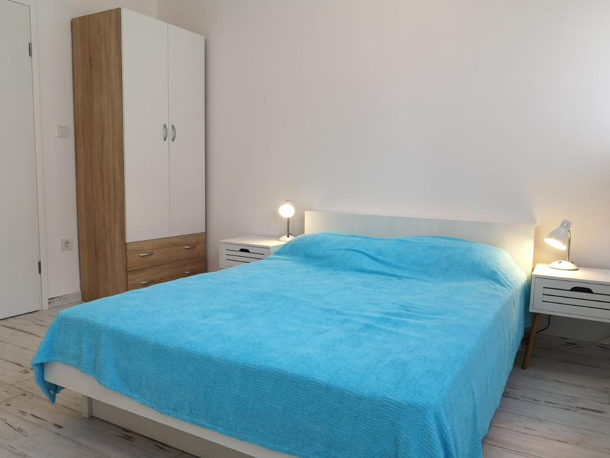 Apartmani Mentha & Lipa Novi Vinodolski Exterior photo