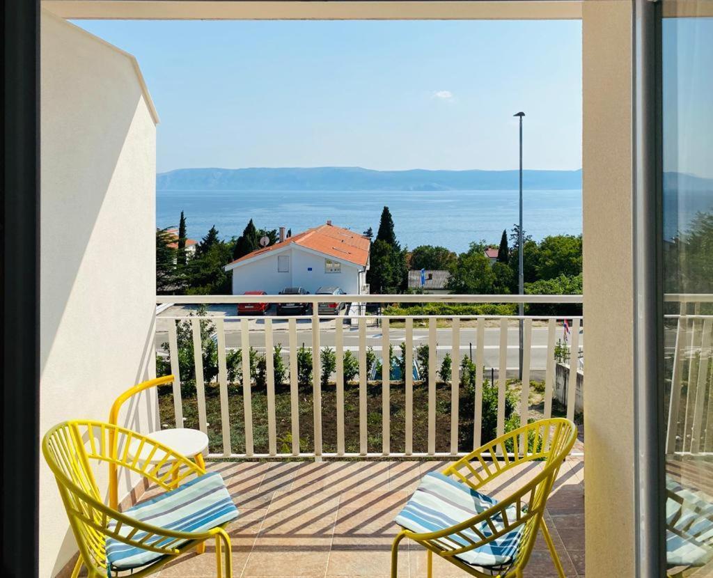 Apartmani Mentha & Lipa Novi Vinodolski Exterior photo